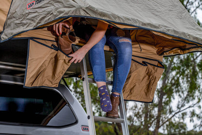 ARB Simpson III Rooftop Tent with Annex