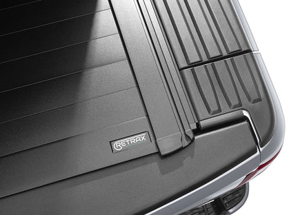 Retrax Hard Manual Retractable Tonneau Cover Black Matte 6 Ft Fits 2015-20 Ford F-150