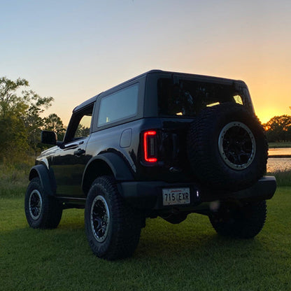 LED Tail Lights, Clear Lens, Black Housing, White Light Bar with Red Bulb, Flush Mount, Set of 2