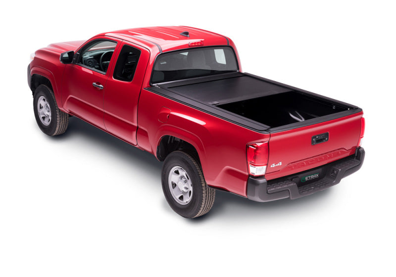 RetraxONE MX Hard Manual Retractable Tonneau Cover 6' Fits 2016-23 Tacoma