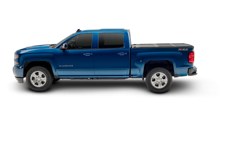 UnderCover Flex Folding Tonneau Cover 5'9" Fits 2007-13 Silverado/Sierra w/ Caps