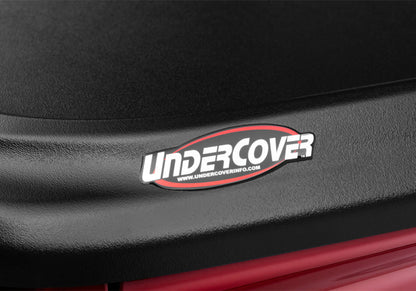 UnderCover SE Hinged Tonneau Cover 5'9" Fits 2019–24 Silverado