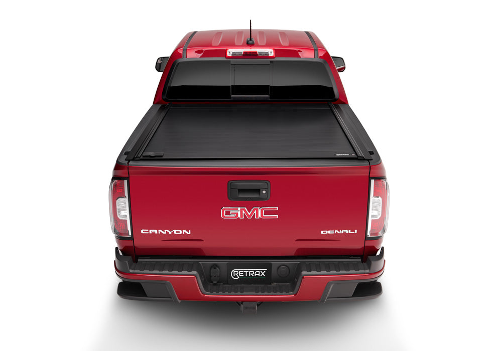 RETRAX Hard Manual Retractable Tonneau Cover Black Matte 6 Ft Fits 2005-2015 Toyota Tacoma