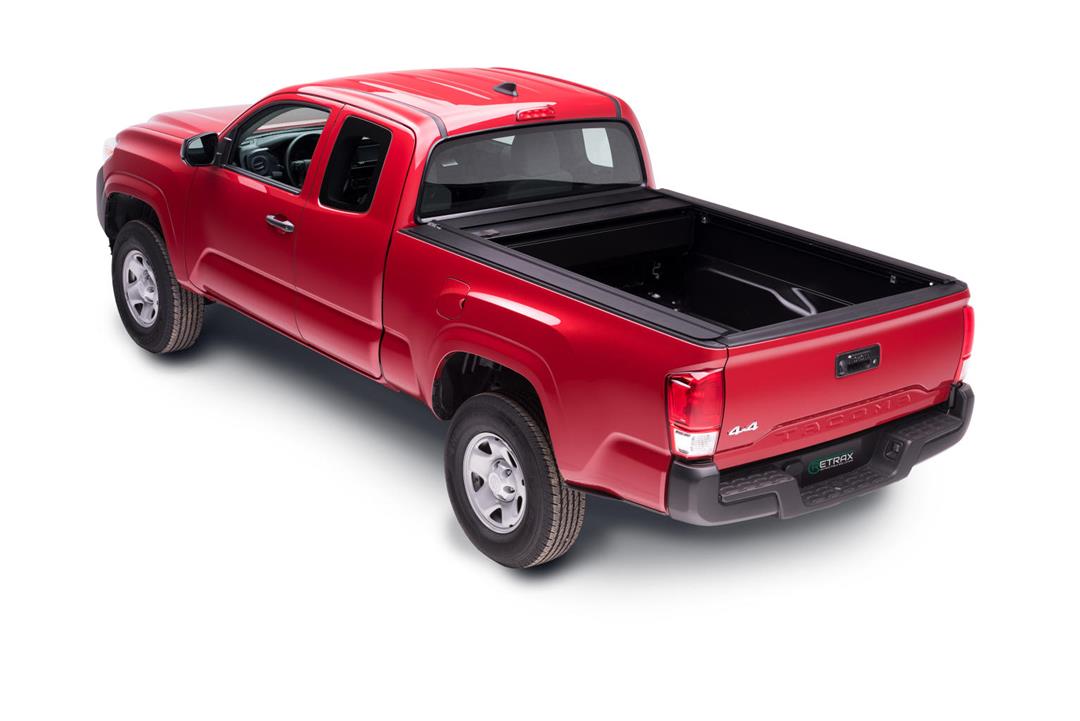 RetraxÂ 60863 Tonneau Cover, Black Matte 6.5 Ft.