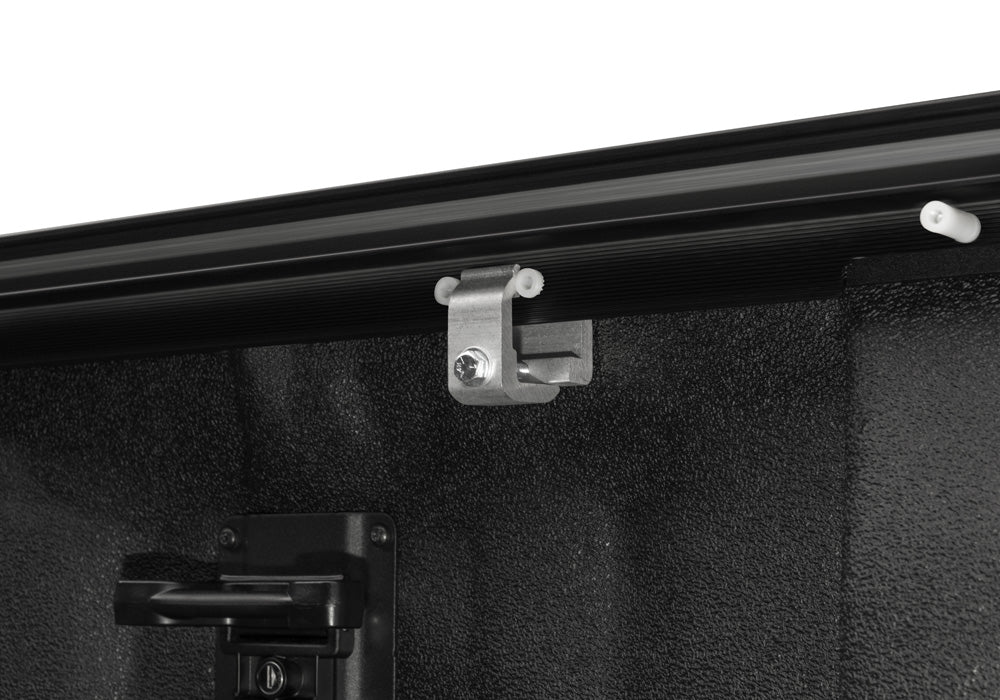 Retrax Hard Power Retractable Tonneau Cover Matte Black 6.8 Ft Fits 2015-20 Ford F-150