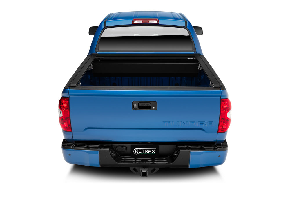 Retrax Hard Manual Retractable Tonneau Cover Matte Black 5.7 Ft Fits 2015-20 Ford F-150