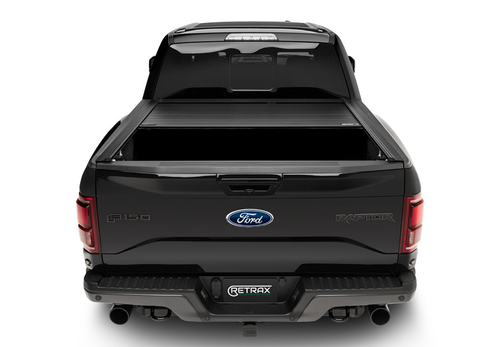 RetraxÂ 90732 Tonneau Cover, Matte Black 6 Ft