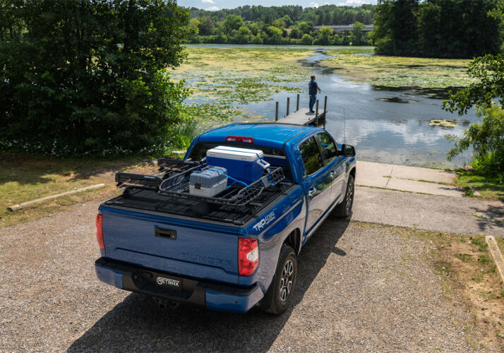 Retrax Hard Power Retractable Tonneau Cover Matte Black 5.7 Ft Fits 2015-20 Ford F-150