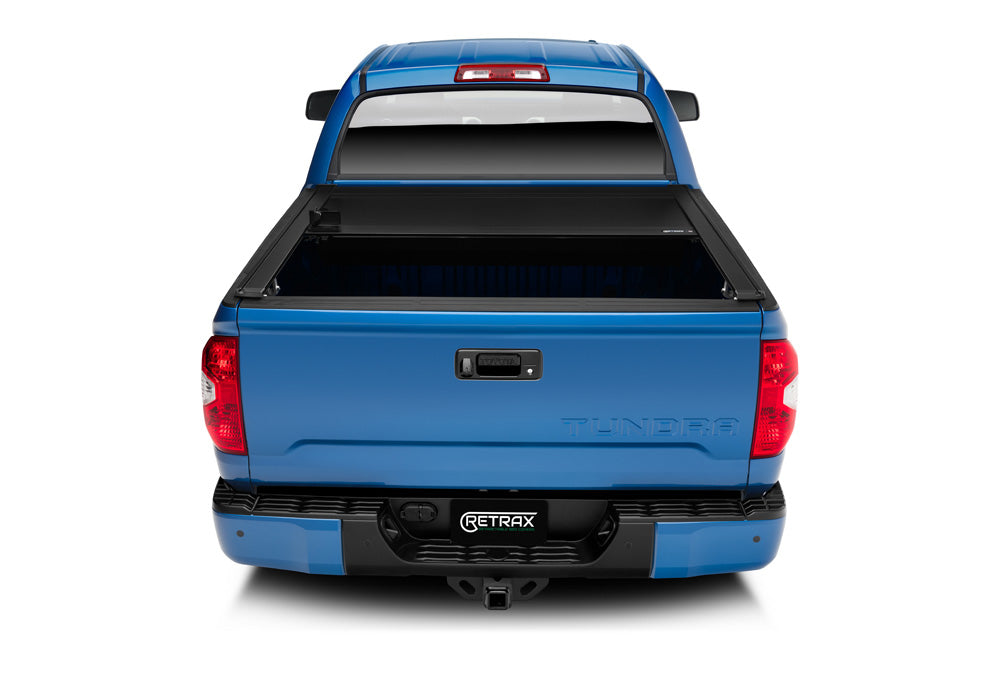 Retrax Hard Manual Retractable Tonneau Cover Matte Black 5.7 Ft Fits 2015-20 Ford F-150