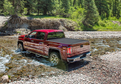 RetraxPRO MX Hard Manual Retractable Tonneau Cover 6'6" Fits 2014-18 Chevrolet Silverado/GMC Sierra 1500/2500/3500 HD