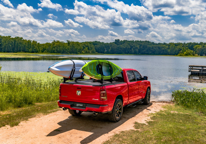 RetraxPRO XR Hard Manual Retractable Tonneau Cover 5.7' Fits 2007-2013 Chevrolet Silverado/GMC Sierra 1500