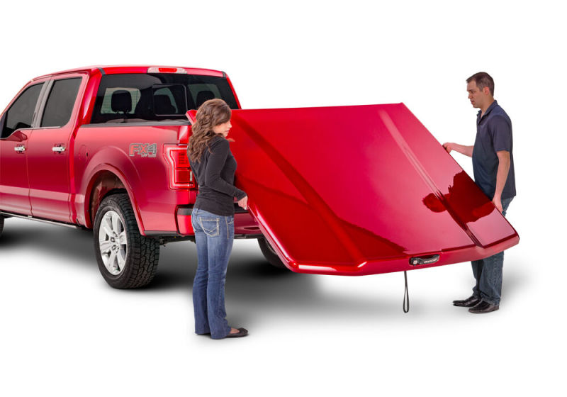 UnderCover Elite LX Hinged Tonneau Cover 5'7" Fits 2015-20 F150