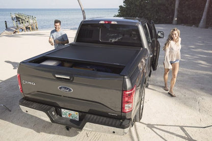 ROLL-N-LOCK E-Series Hard Retractable Tonneau Cover 78.8" Fits 2014-18 Silverado/Sierra 1500, 2019 Silverado LD, 2015-19 2500/3500