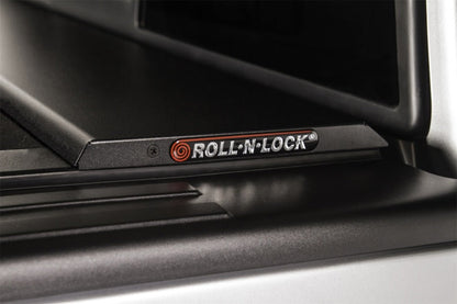 ROLL-N-LOCK M-Series Soft Retractable Tonneau Cover 5' Fits 2005-15 Tacoma Double Cab